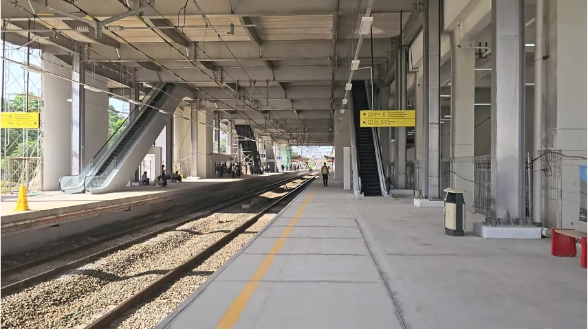 Stasiun KRL Pondok Cina (Pocin) (3)